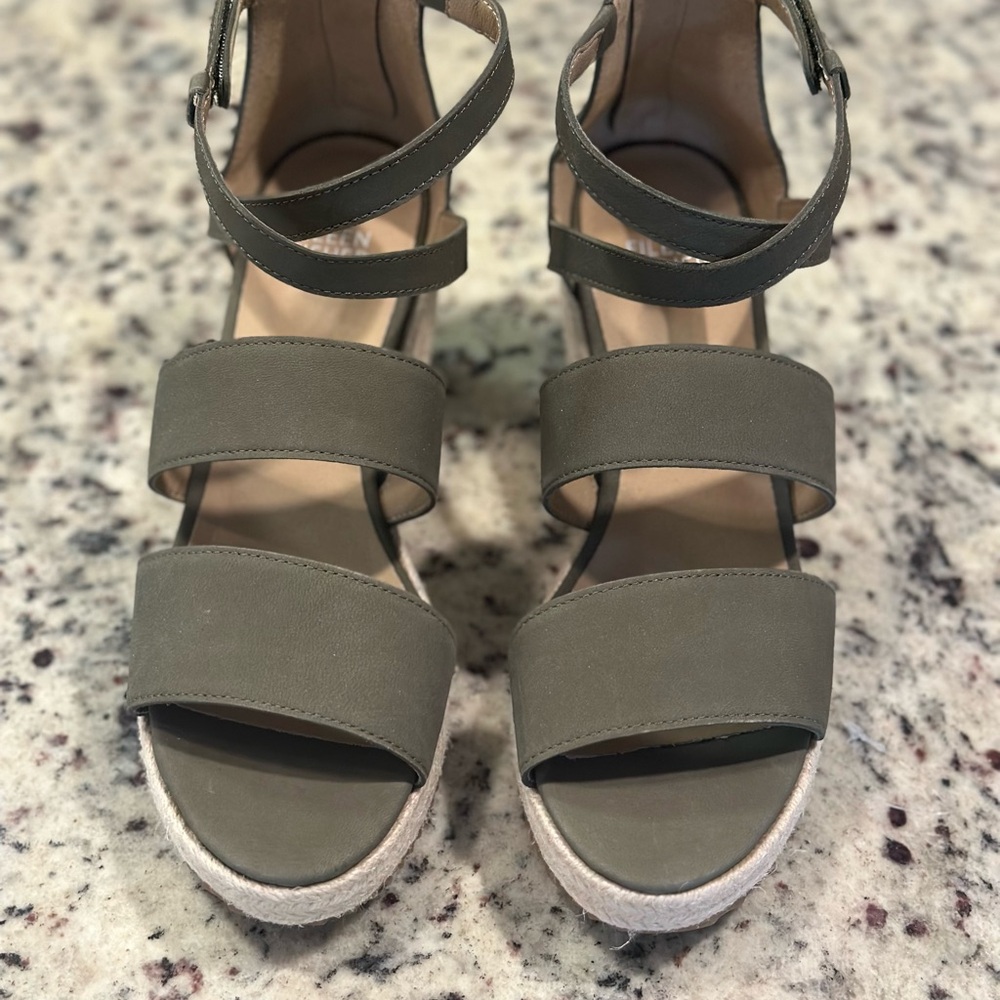 Eileen Fisher Green Espadrille Shoes with Cushioned Footbed